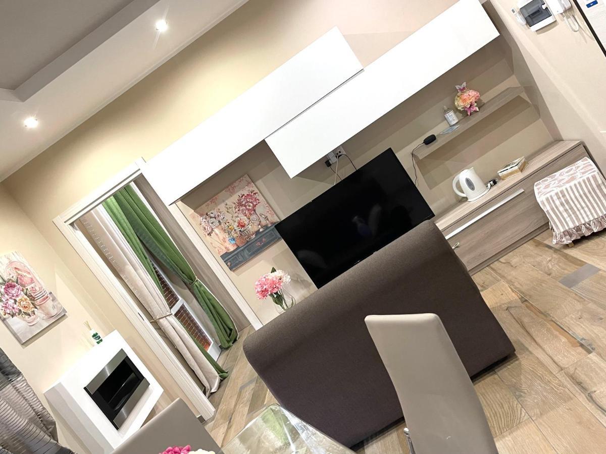 Loft Ortensia ปอมเปอี ภายนอก รูปภาพ